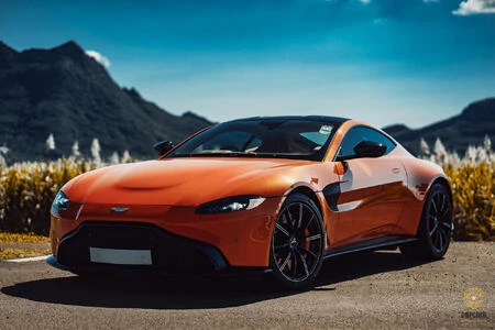 Aston Martin Vantage