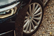 BMW 7 Series 4||688