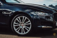 Jaguar XF 5||527