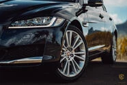 Jaguar XF 3||521