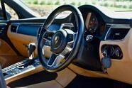Porsche Macan 5||1964