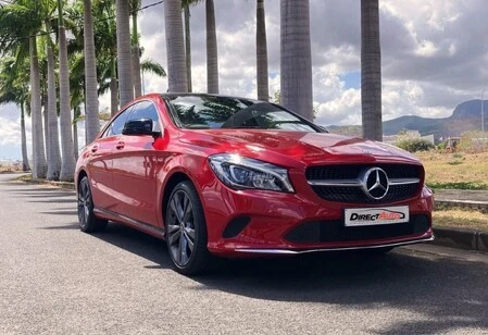 Mercedes Benz CLA 200