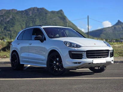 PORSCHE CAYENNE GTS V6 – 3.6 – 2015