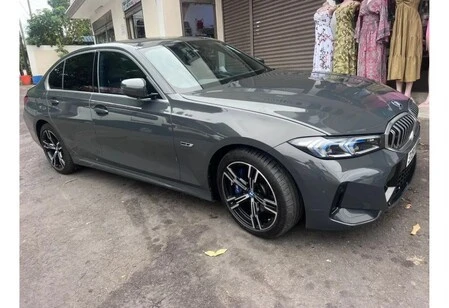 BMW 330E plug in hybrid