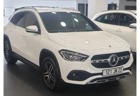 Mercedes GLA180