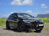 Alfa Romeo Stelvio 4||4585