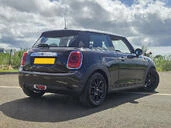 Mini Cooper 4||4242