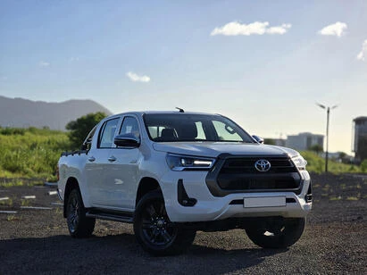 TOYOTA HILUX 4X4 – 2.4 – 2022