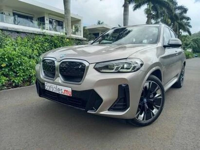 2022 BMW iX3
