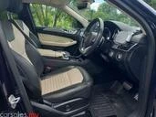 Mercedes-Benz GLE 4||6047