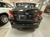 Toyota C-HR 1||7013