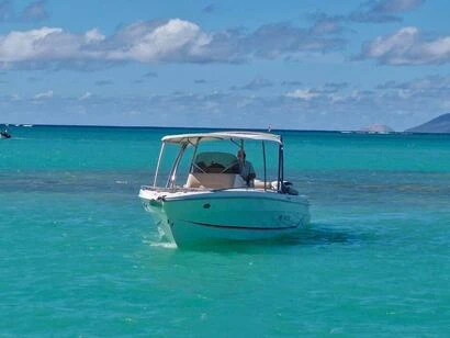 Legend L33 Center Console – Year 2011