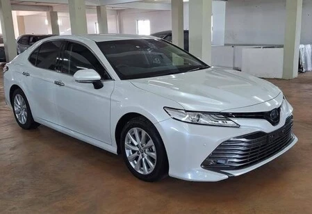 Toyota Camry G 2021