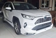 Toyota RAV4 1||7273