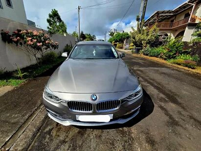 Bmw 318i luxury model