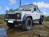 Land Rover Defender 1||8590
