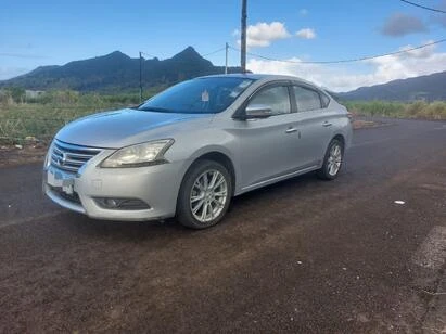 Nissan sentra 2016