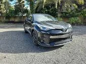 Toyota C-HR 2||8111