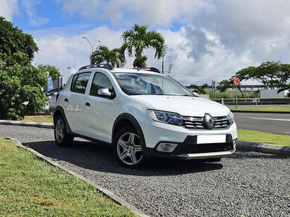 RENAULT SANDERO STEPWAY