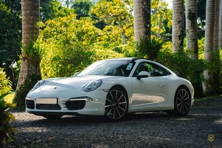 Porsche 911 Carrera S