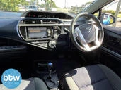 Toyota Aqua 5||9829