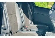 Toyota Noah 4||9727