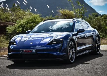 Porsche Taycan Cross Turismo 4S