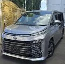 Toyota Voxy 1||13438