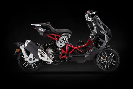 Italjet Dragster 300 Black/White