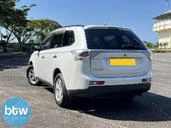 Mitsubishi Outlander 4||14927