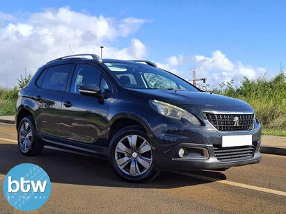FOR SALE: PEUGEOT 2008 1.2 (2018)