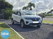 Renault Triber 1||15061