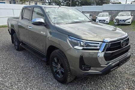 Toyota Hilux 1||15332
