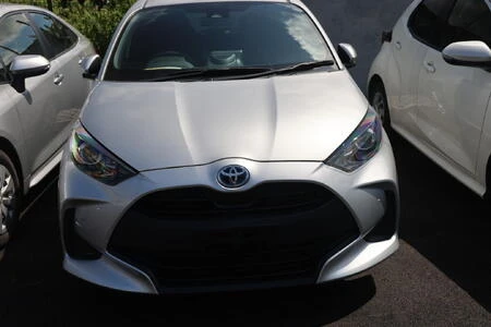 Toyota Yaris  Hybrid-X