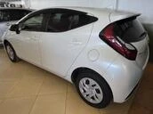 Toyota Aqua 3||16711