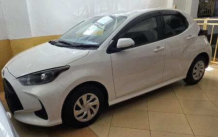 Toyota Yaris 1000cc