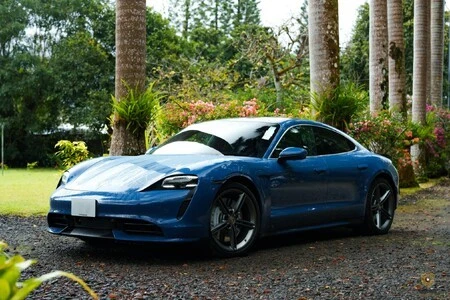 Porsche Taycan 1||17905