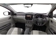 Renault Triber 3||18608