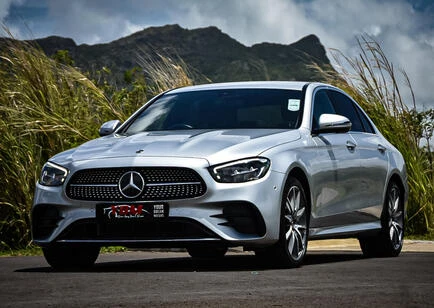 Mercedes-Benz E-Class 1||21010