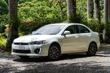 Mitsubishi Lancer EX