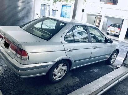 nissan b15