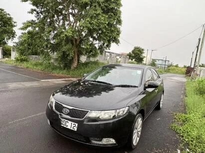KIA CERATO 2012