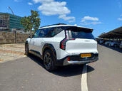KIA EV9 4||23106