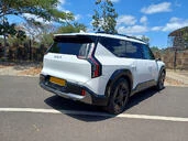 KIA EV9 3||23105