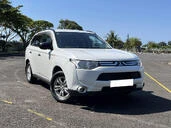 Mitsubishi Outlander 1||23565