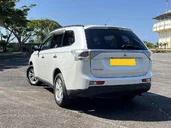 Mitsubishi Outlander 3||23567