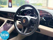 Porsche Taycan 3||24619