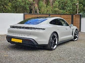 Porsche Taycan 3||23783