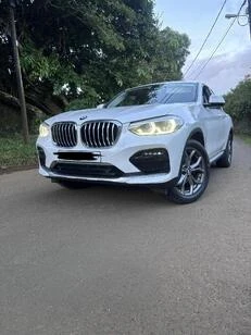 BMW X4 20i