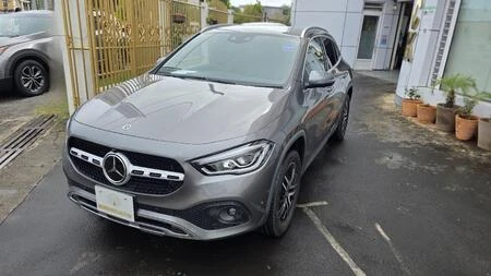 Mercedes-Benz GLA 1||27604